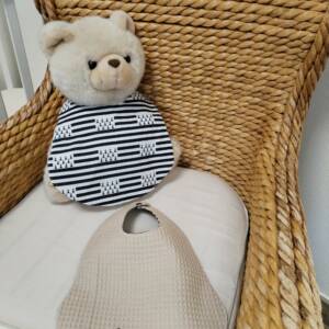 bavoir tissu breton 6-24 mois